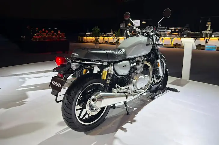 Honda CB500 Features